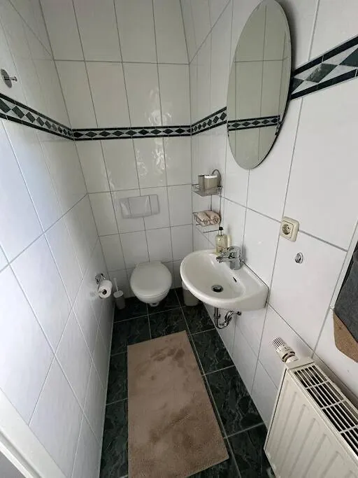 Apartment Charmantes Zimmer In Dresden Ot Langebrueck Germany